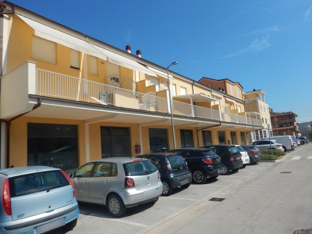 Oficina con almacén en Porto San Giorgio (FM) - LOTE F1 - SUB 17