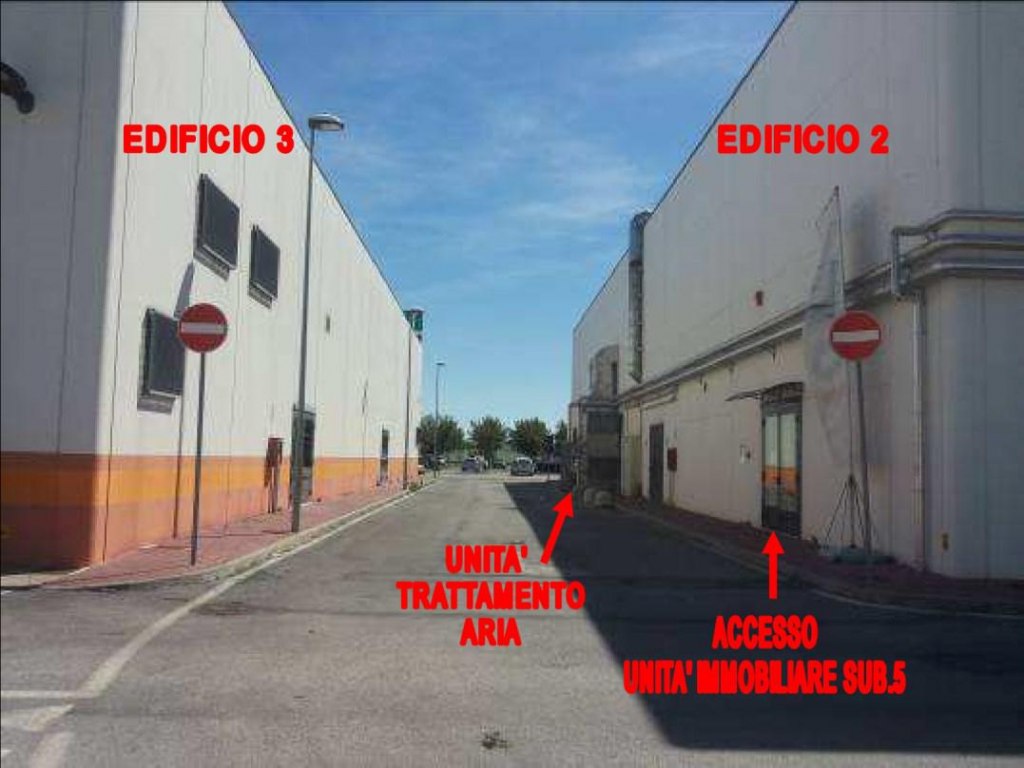 Spațiu comercial în Osimo (AN) - LOTTO ALFA 5