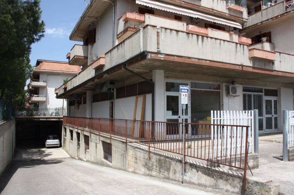 Сграда за детска градина в Монте Прандоне (AP) - ЛОТ 35