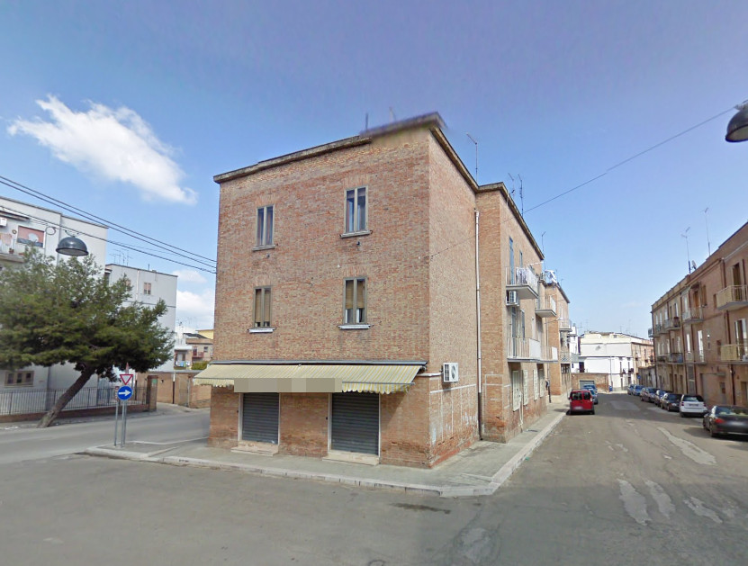 Lokal komercial në Lucera (FG) - LOTI 2