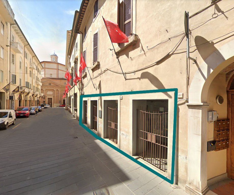 Lokal handlowy w Foligno (PG) - LOTTO 3