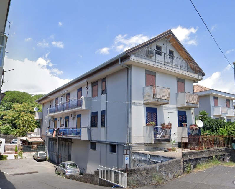 Imobil Comercial în Nicolosi (CT) - lot 2