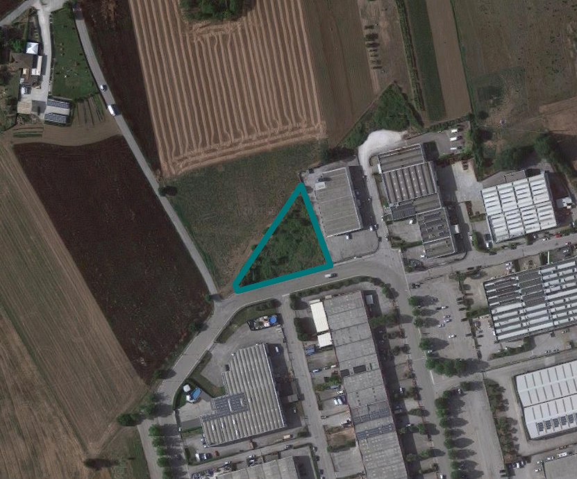 Парцел със зелена зона в Чивитанова Марке (Мачерата) - ЛОТ 19