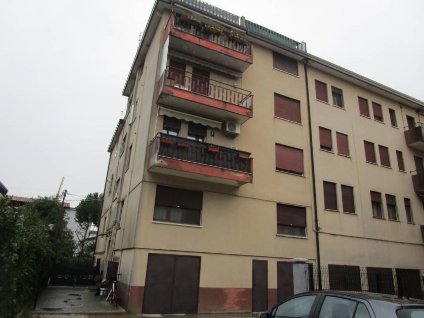 Διαμέρισμα και αποθήκη στη Σπινέα (Βενετία) - ΠΑΡΤΙΔΑ 12