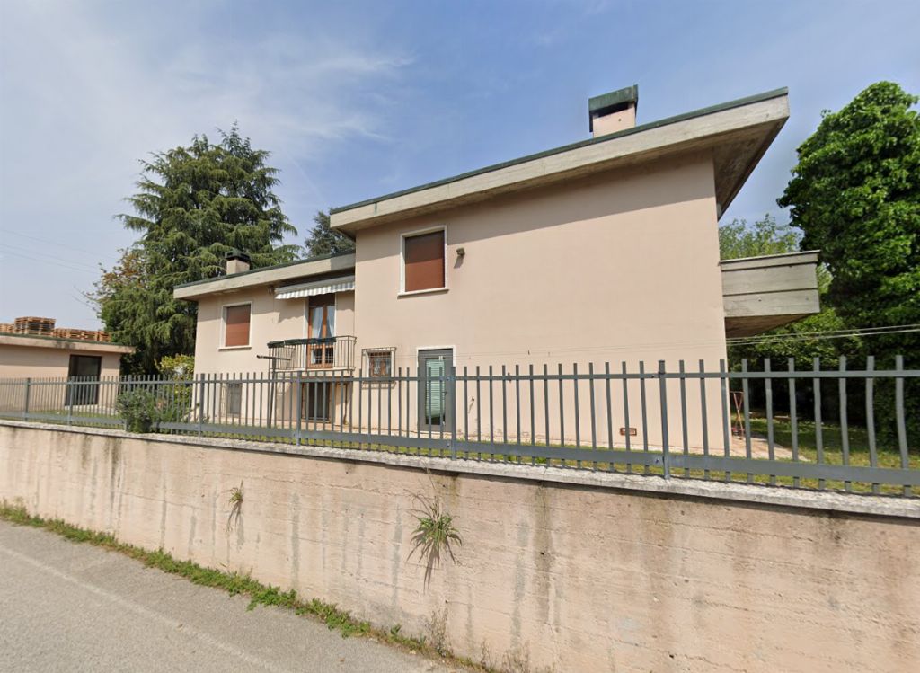 Villa a Oppeano (VR) - PROPRIETÀ COMPLETA